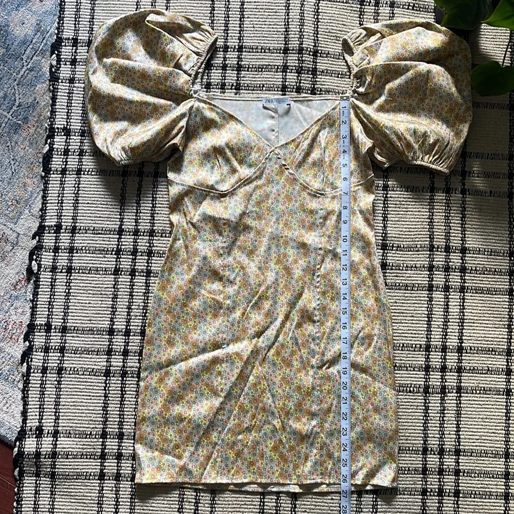Zara floral puff sleeve fitted heart neckline mini dress - Picture 5 of 7